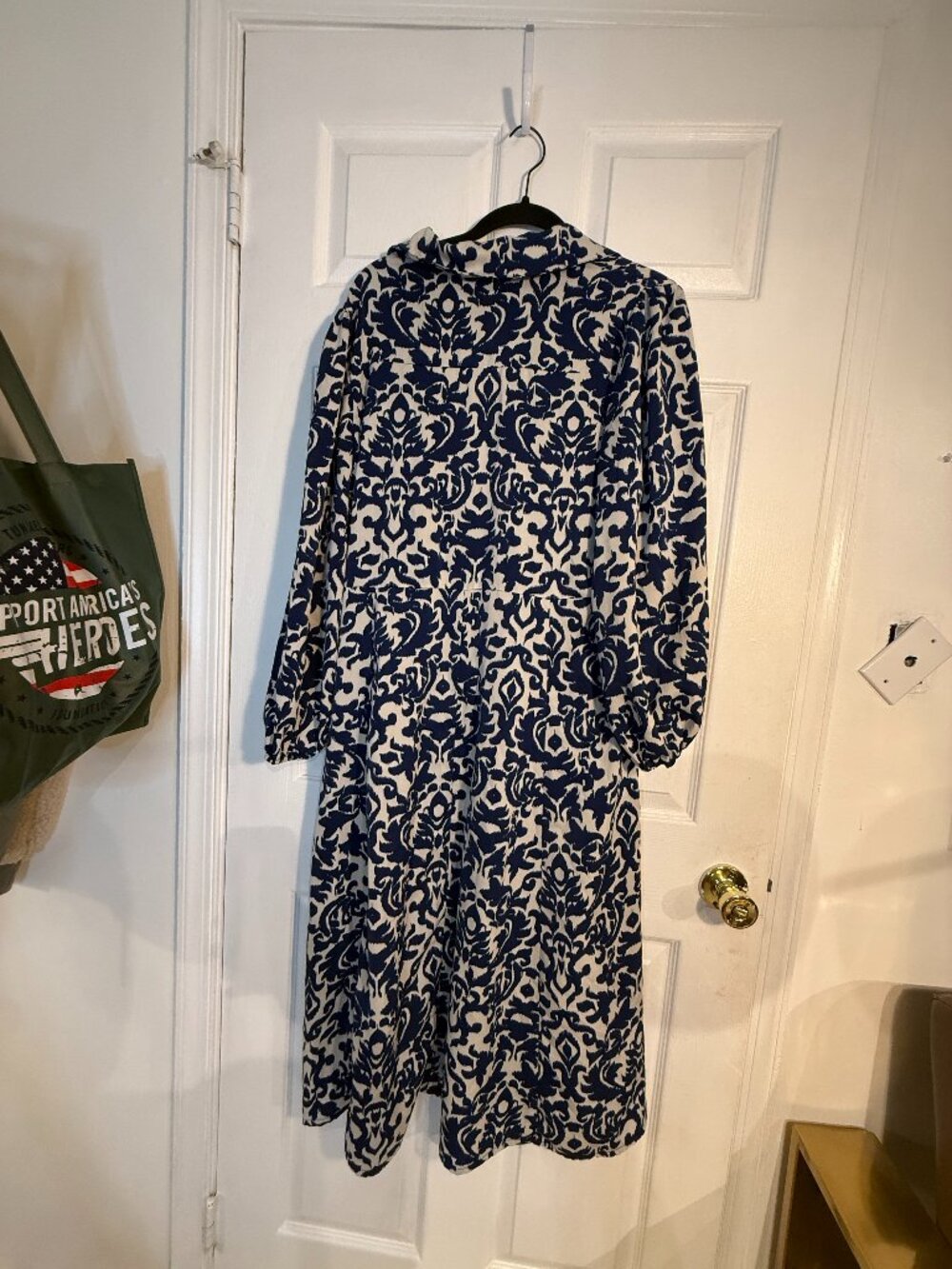 Breakout Blue & White Damask Print Midi Shirt Dress Size Large - Picture 3 of 6